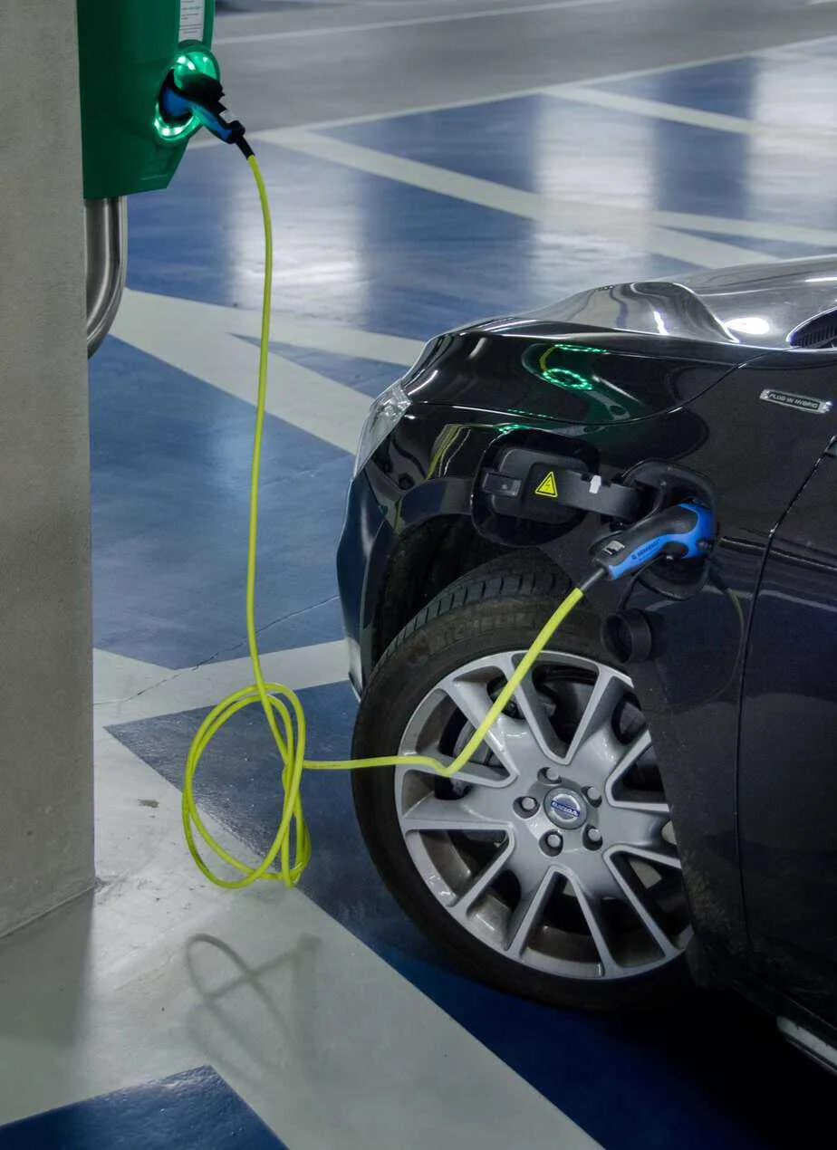 Burlington electric vehicle towing service